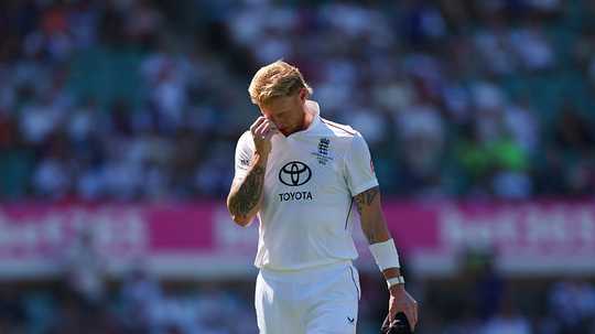 Stokes apologises to teammates after nightclub controversy