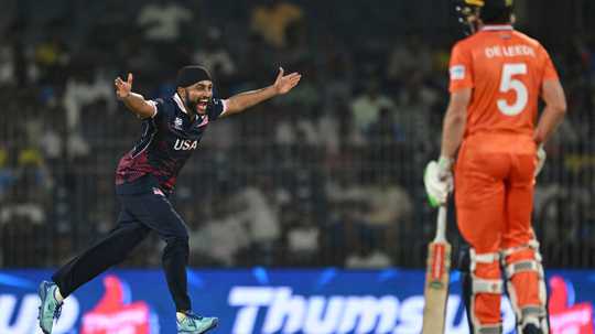 Chennai turns up, but the Dutch don't