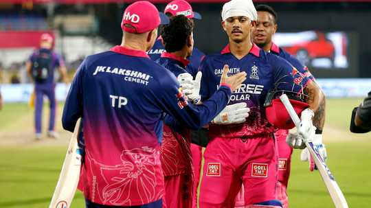 Yashasvi Jaiswal blitz powers Royals to third straight win
