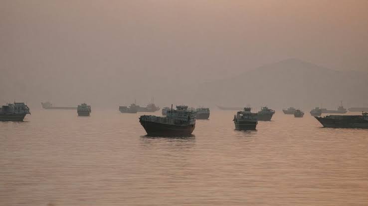 Inside the 24-hour sprint to convince Trump to drop his plans to toll Strait of Hormuz
