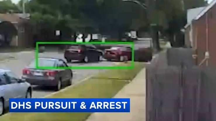 ICE agents seen chasing car near Grace Street, Olcott Avenue in Dunning, Chicago before crash: witness, video