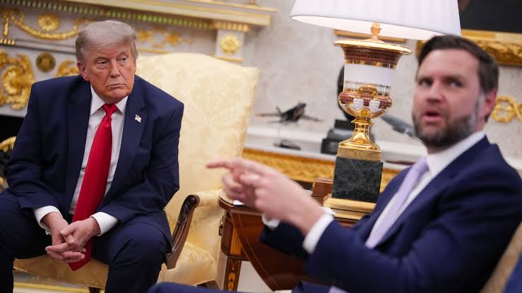 U.S. gives Iran Saturday deadline to publicly renounce Hormuz attacks