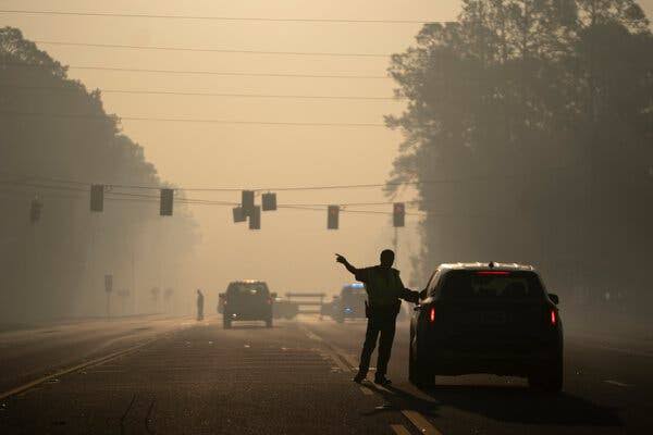 Wildfires Destroy Dozens of Structures in Georgia, Governor Says