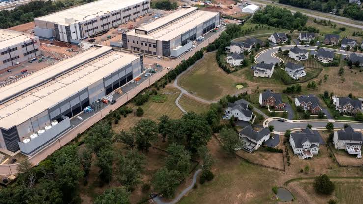 PJM gets emergency approval to curtail data centers, large loads during hot weather