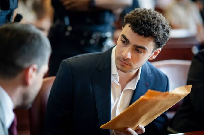 Luigi Mangione will argue a psychiatric defense in state murder trial