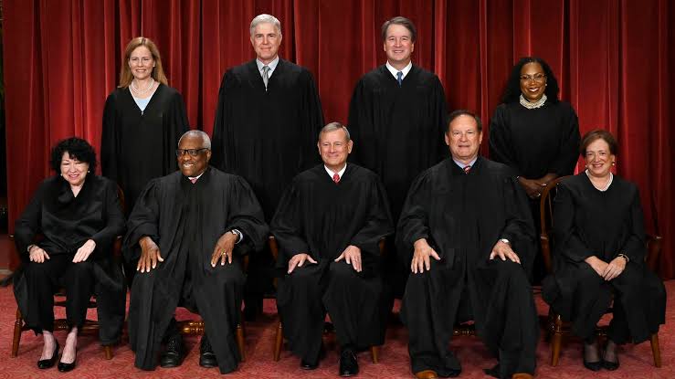 What Supreme Court disclosures reveal about justices' outside income