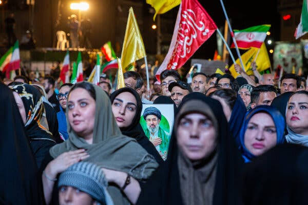 Iran War Live Updates: Trump Says Peace Deal Will Be Signed Sunday, but Iran Disputes Timeline