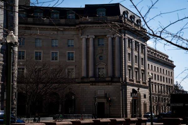 Judge Denounces Trump’s I.R.S. Suit as Improper Exercise in Self-Dealing