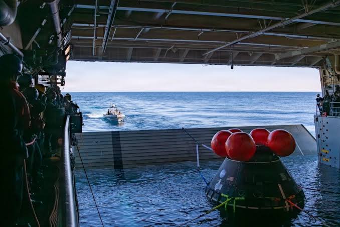 USS John P. Murtha to support NASA's Artemis II mission