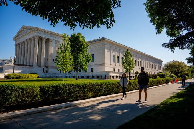 Supreme Court allows telehealth and mail access to mifepristone for now