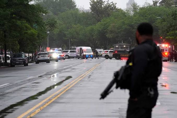 Secret Service fatally shoots suspect outside White House checkpoint, bystander wounded