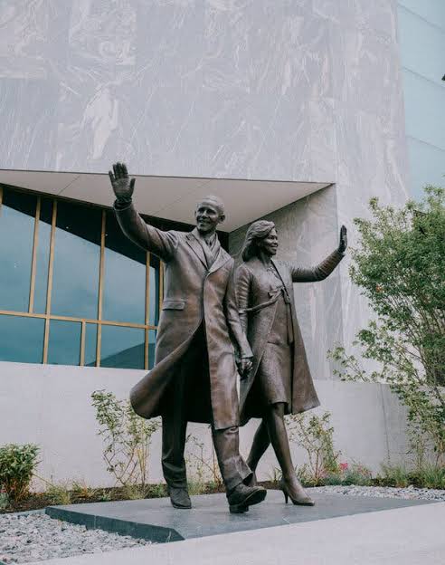 A Guide to Chicago’s South Side, Home of the New Obama Center