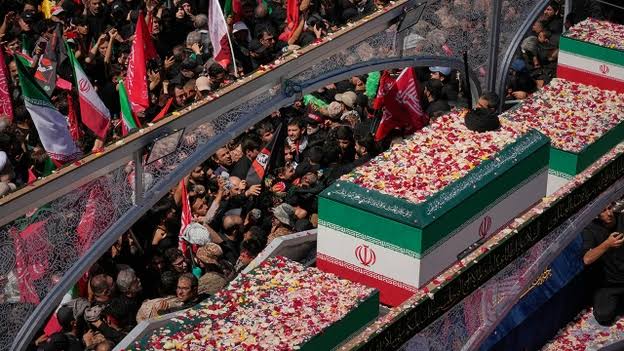 Iranian performer calls for Trump's assassination during Khamenei funeral
