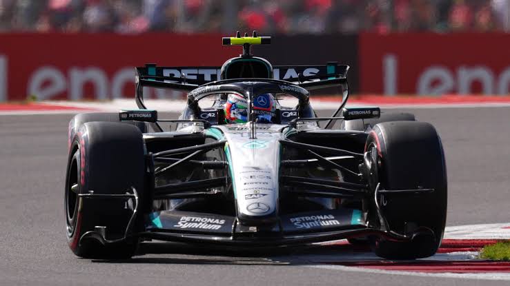 British Grand Prix: Kimi Antonelli beats Charles Leclerc and Lewis Hamilton to Silverstone pole