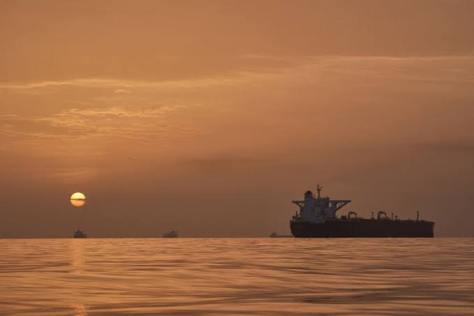 How 24 hours of whiplash over the Strait of Hormuz unfolded