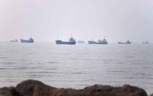 Iran appears to attack UAE, Bahrain, Qatar after latest US strikes