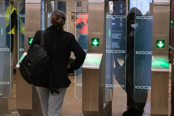 New York City Will Offer Transit Discounts to 340,000 More Riders