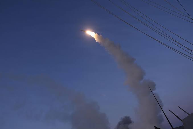 Trump Vows to Jail ‘Leakers’ Over Reports of Munitions Shortage Amid Iran Talks