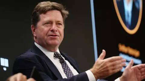 Jay Clayton: Trump names new spy chief after Pulte pushback