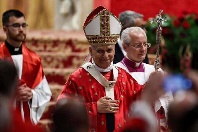 Holy Spirit opens doors of peace, truth and forgiveness, pope says