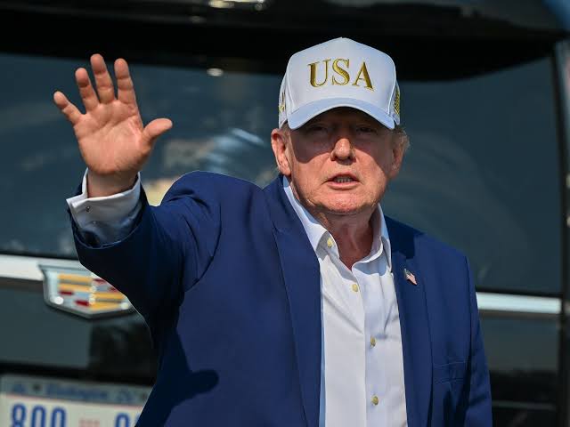 Trump signals shift to economic pressure on Iran over new military strikes