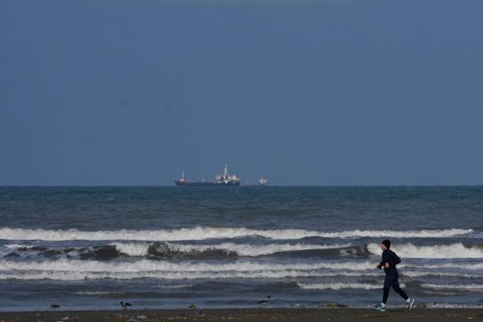 Two Wars Converge in the Caspian Sea as Ukraine Hits Iranian Supply Line to Russia