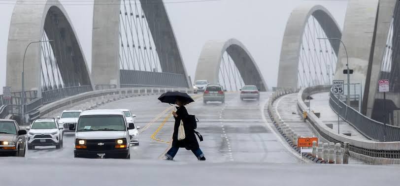 Strong El Niño now a virtual certainty, forecasters say. What it means for California