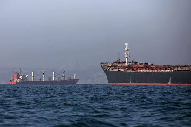 Progress in Iran Talks Undercut Over Uranium, Hormuz Tolls