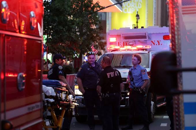 6 injured in stabbing at New York’s Penn Station