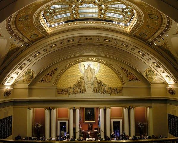 Minnesota lawmakers OK license tab cut, HCMC fix, construction project package in final flurry