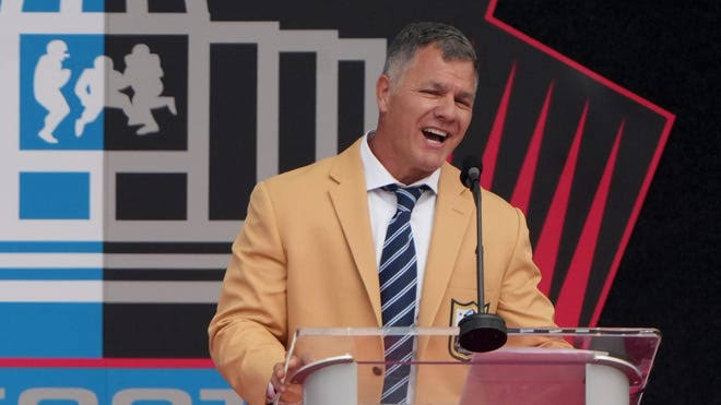 'He's going to burn every bridge': HOFers react to Adam Vinatieri's speech