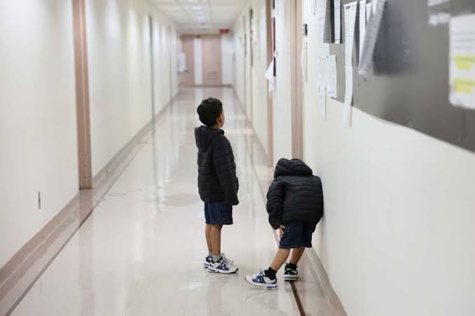 More than 25,000 children lose previous legal protections, as federal contract ends