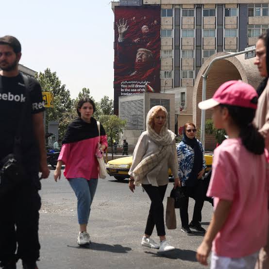 Iran says it will halt strikes as long as US bombing pause holds
