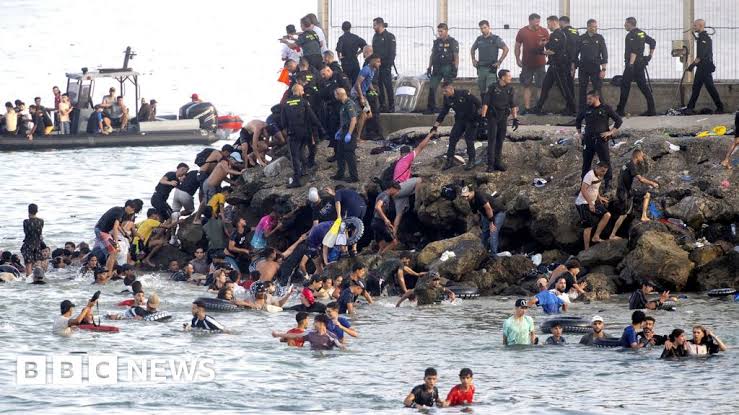 Spain's PM blames traffickers after 60,000 migrants reach Ceuta from Morocco