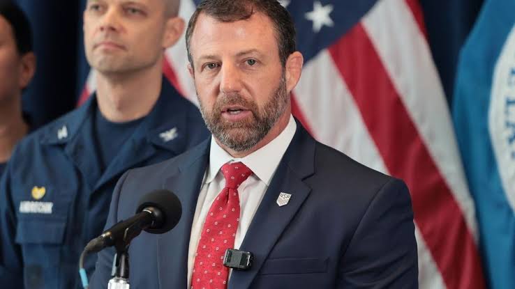 Trump overturns ICE traffic stop pause, day after DHS Sec reportedly ordered halt
