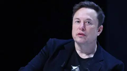 Elon Musk loses trillionaire status as global tech rout hits SpaceX