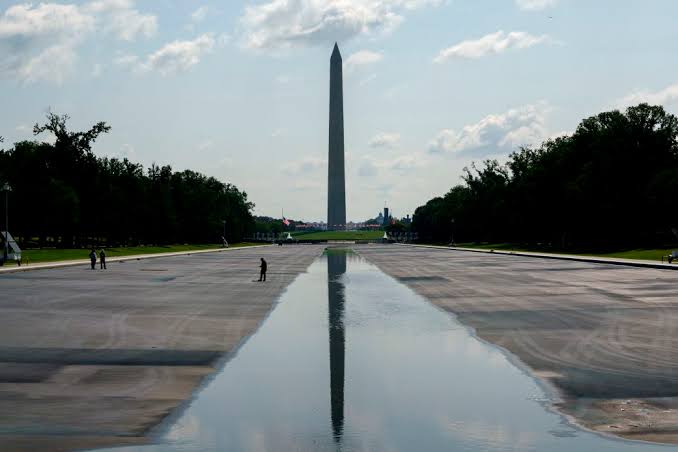 Trump’s Reflecting Pool debacle takes a predictably scandalous turn