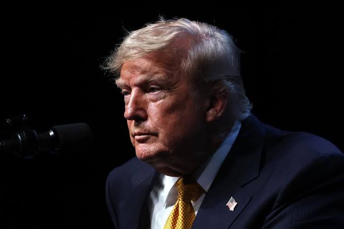 Furious Trump overturns suspension of ICE traffic stops amid MAGA criticism