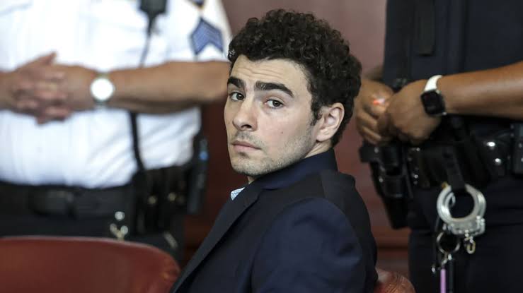 Judge blocks evidence from Luigi Mangione backpack in UnitedHealthcare CEO murder case