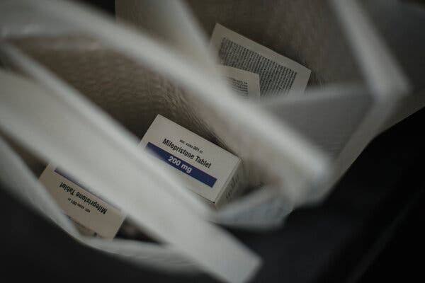 Supreme Court Temporarily Restores Access to Abortion Pill by Mail