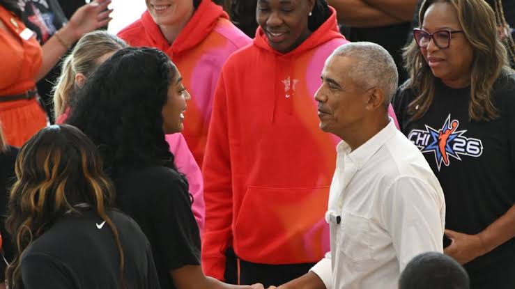 Former President Obama surprises WNBA All-Stars at practice