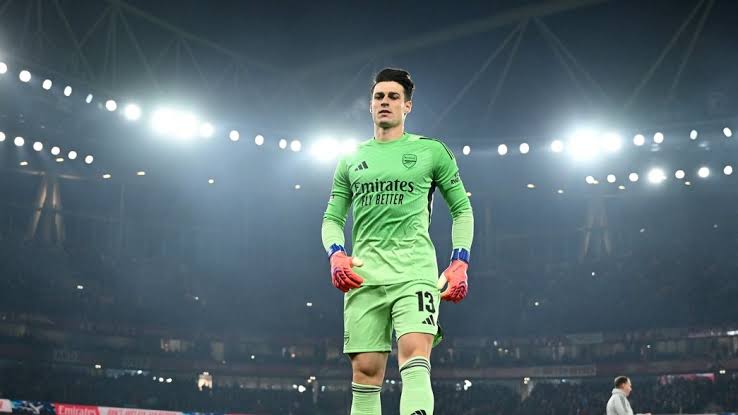 Team news: First league starts for Kepa & Norgaard