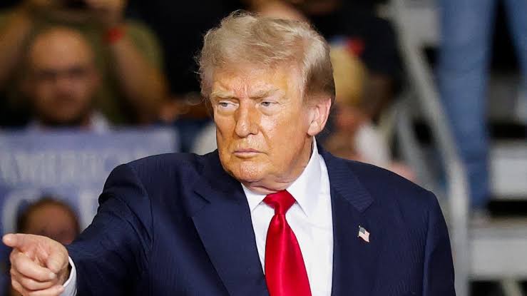 Trump Accidentally Admits Embarrassing Leak in Seething Ragepost