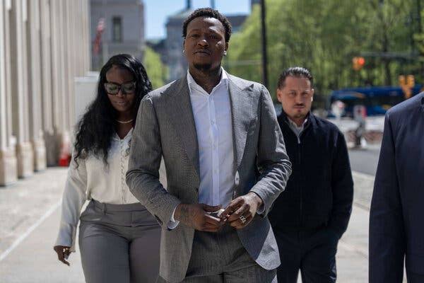 N.B.A. Player Took $70,000 Bribe to Leave Game Early, U.S. Says