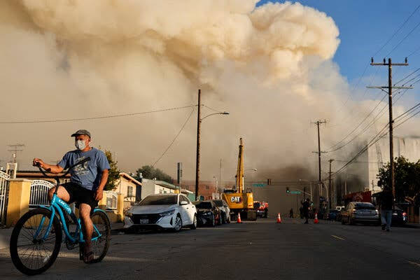 Boyle Heights Warehouse Fire Spreads Smoke Across Los Angeles
