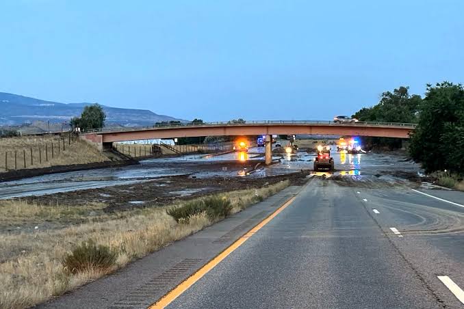 Mudslide closes I-70 between New Castle, Silt as flooding risk remains high Tuesday