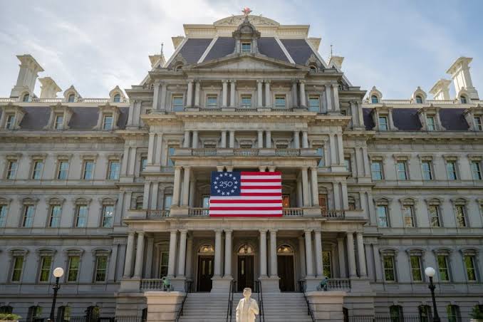 Trump wants to cover a White House office building with ‘magic paint.’ Experts advise against it