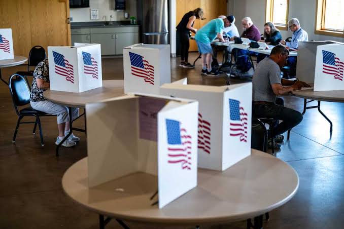 Polls start to close as voters across U.S. pick candidates for governor, Congress
