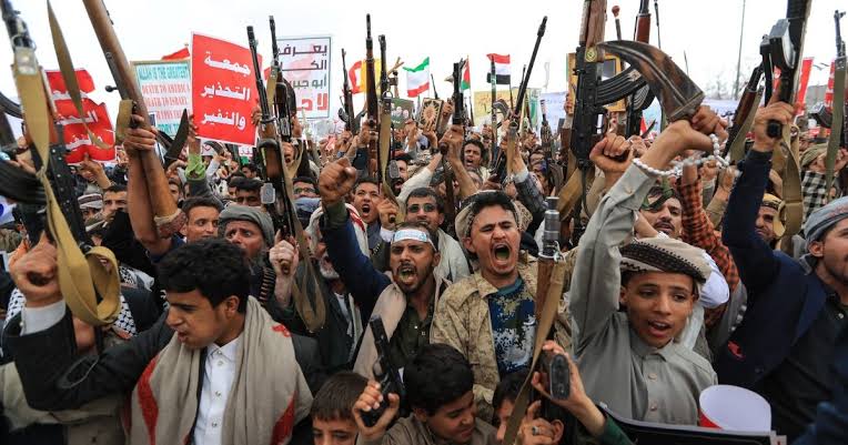 Saudi Arabia strikes Houthi-held Hodeidah, Yemeni group says