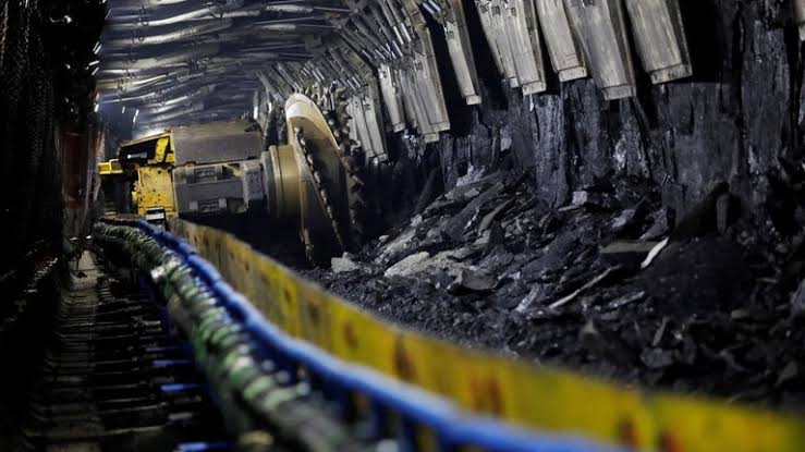 China: Eight killed and 38 trapped following coal mine accident
